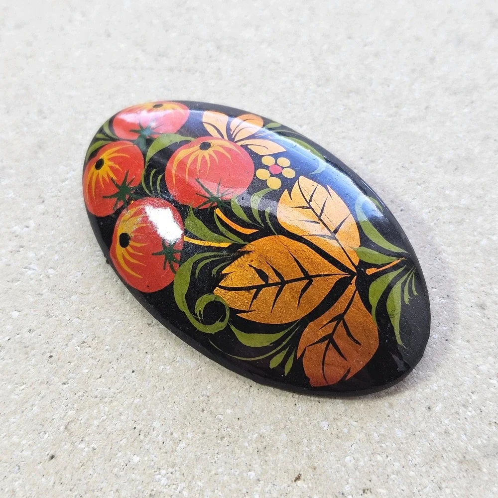 Vtg Russian Khokhloma Hand Painted Wooden Laquer Brooch Pin‎ Black Floral Oval
